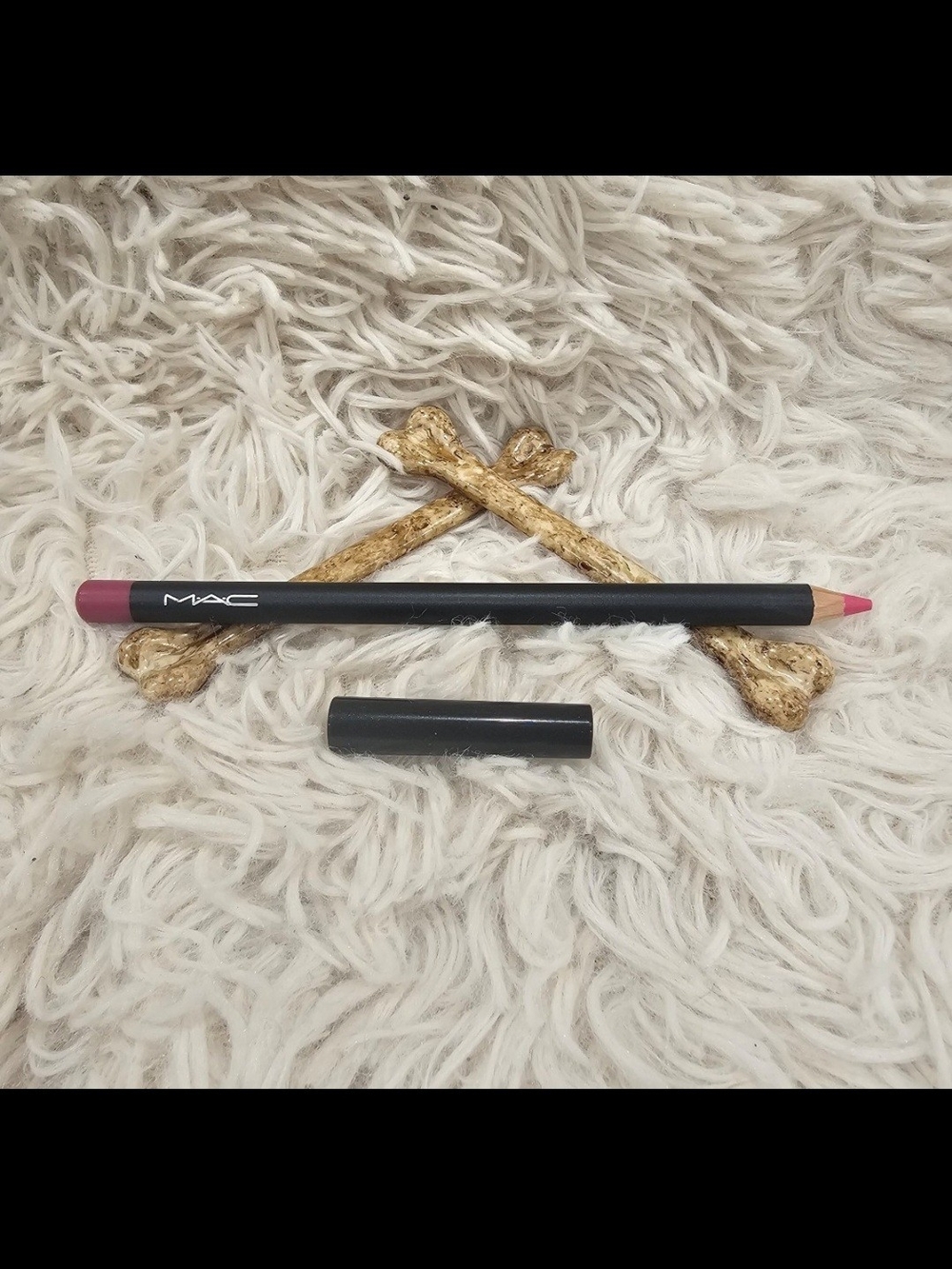 MAC Lip Liner Pencil in Talking Points